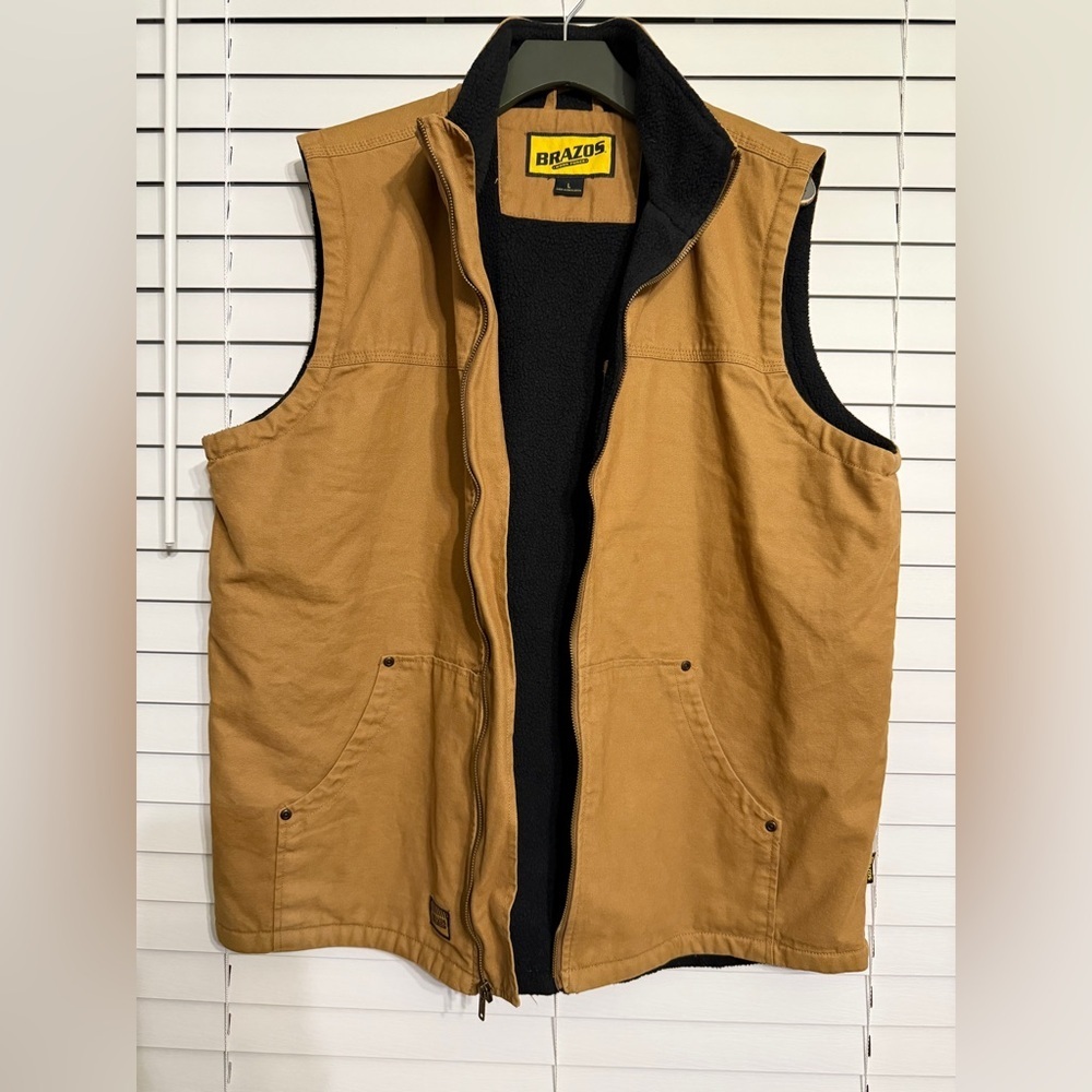 NWOT Brazos work Force Vest with lined size L